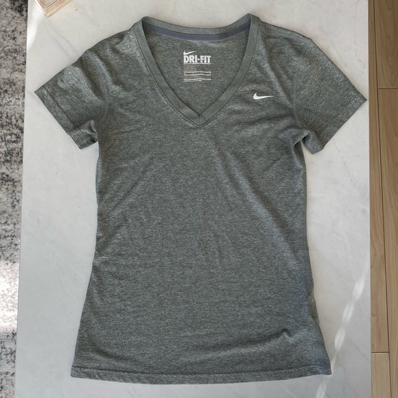 Nike Tops - NIKE Dri-fit Grey Workout T-Shirt - Size XS